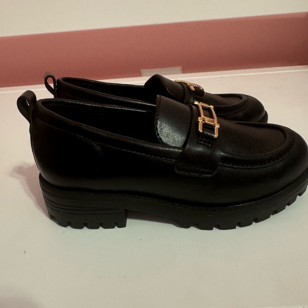 Size Toddler 9 Gap loafers